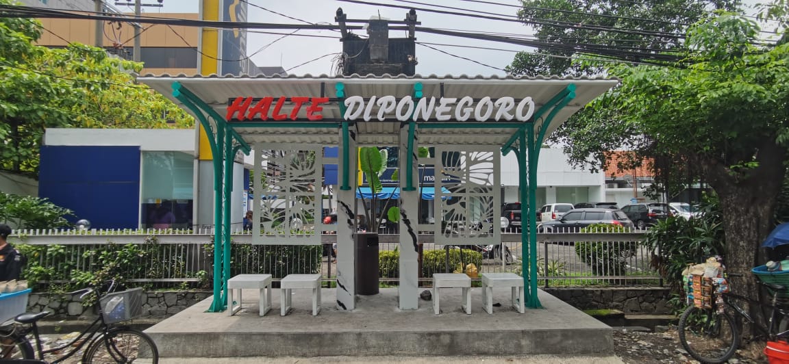 Halte Diponegoro