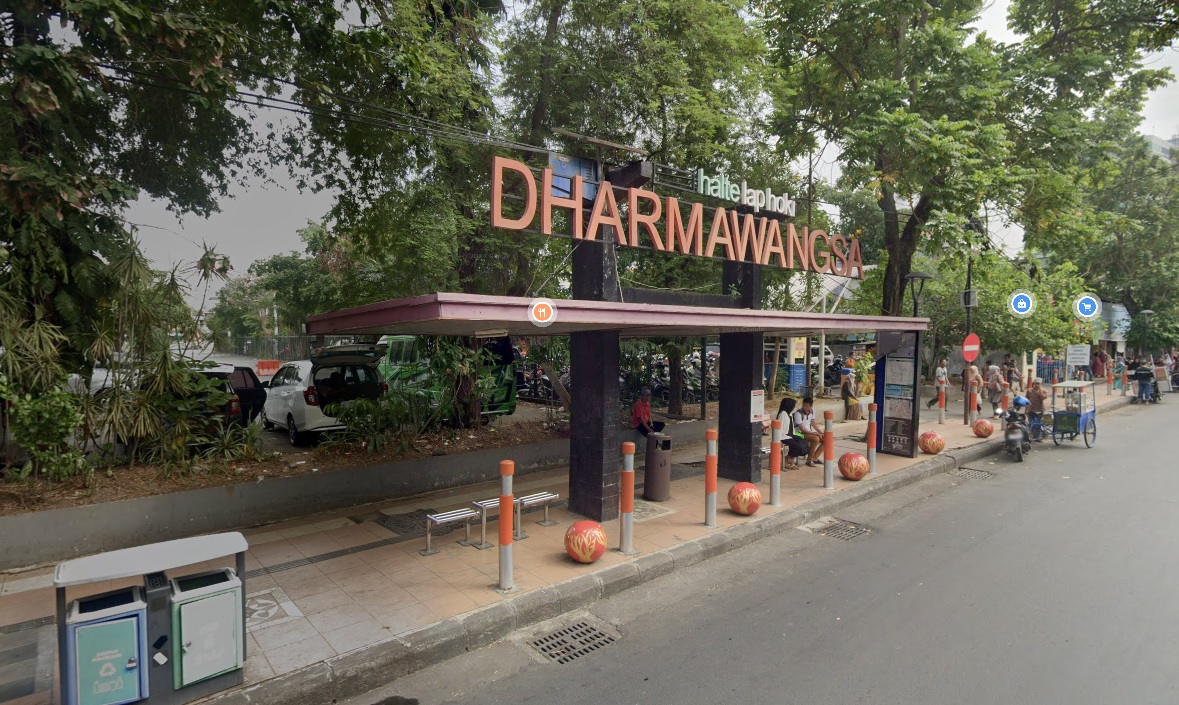 Halte Lap. Hockey Dharmawangsa