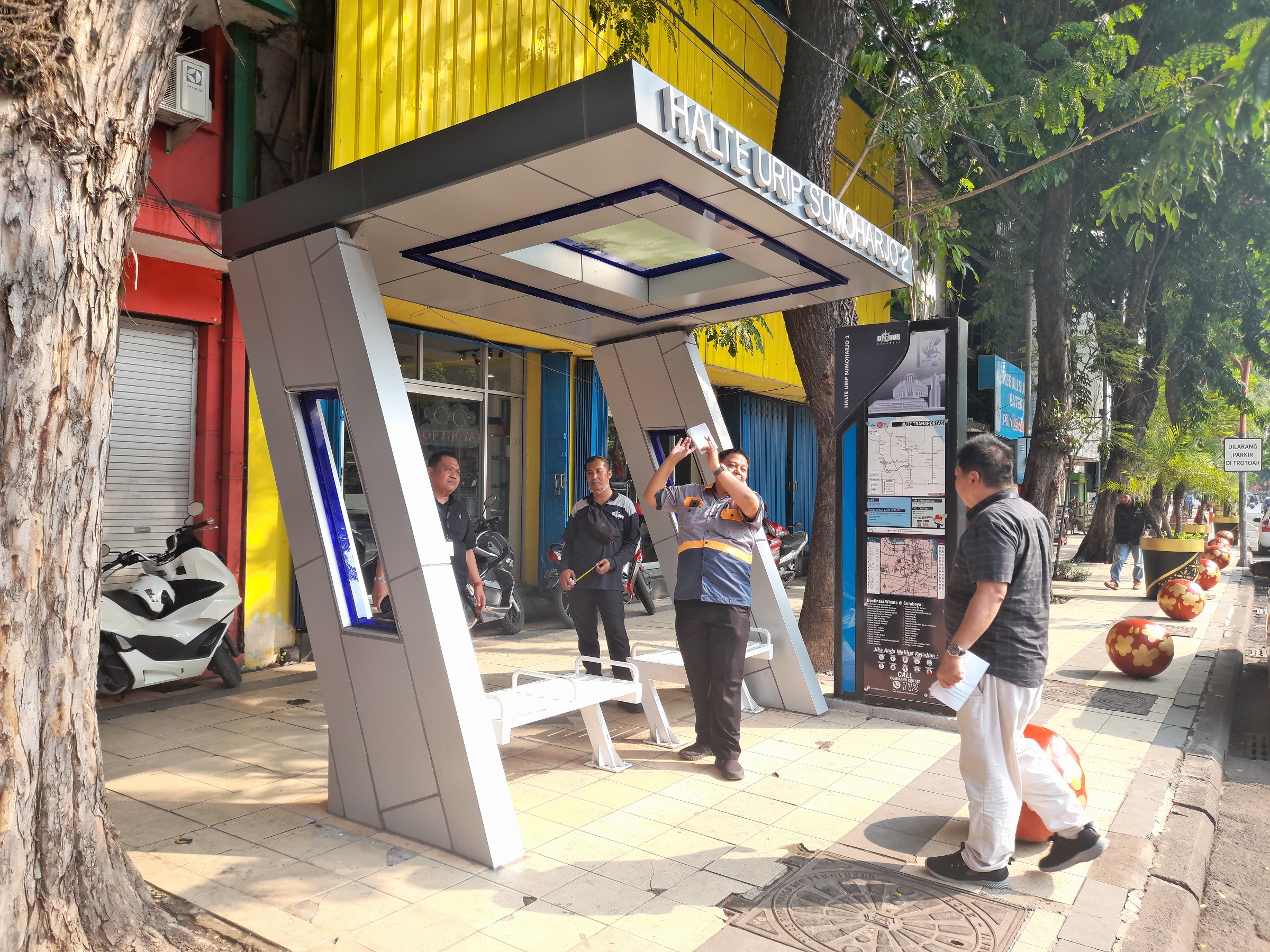 Halte Urip Sumoharjo 2