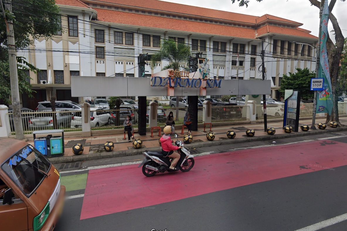 Halte Darmo Santa Maria