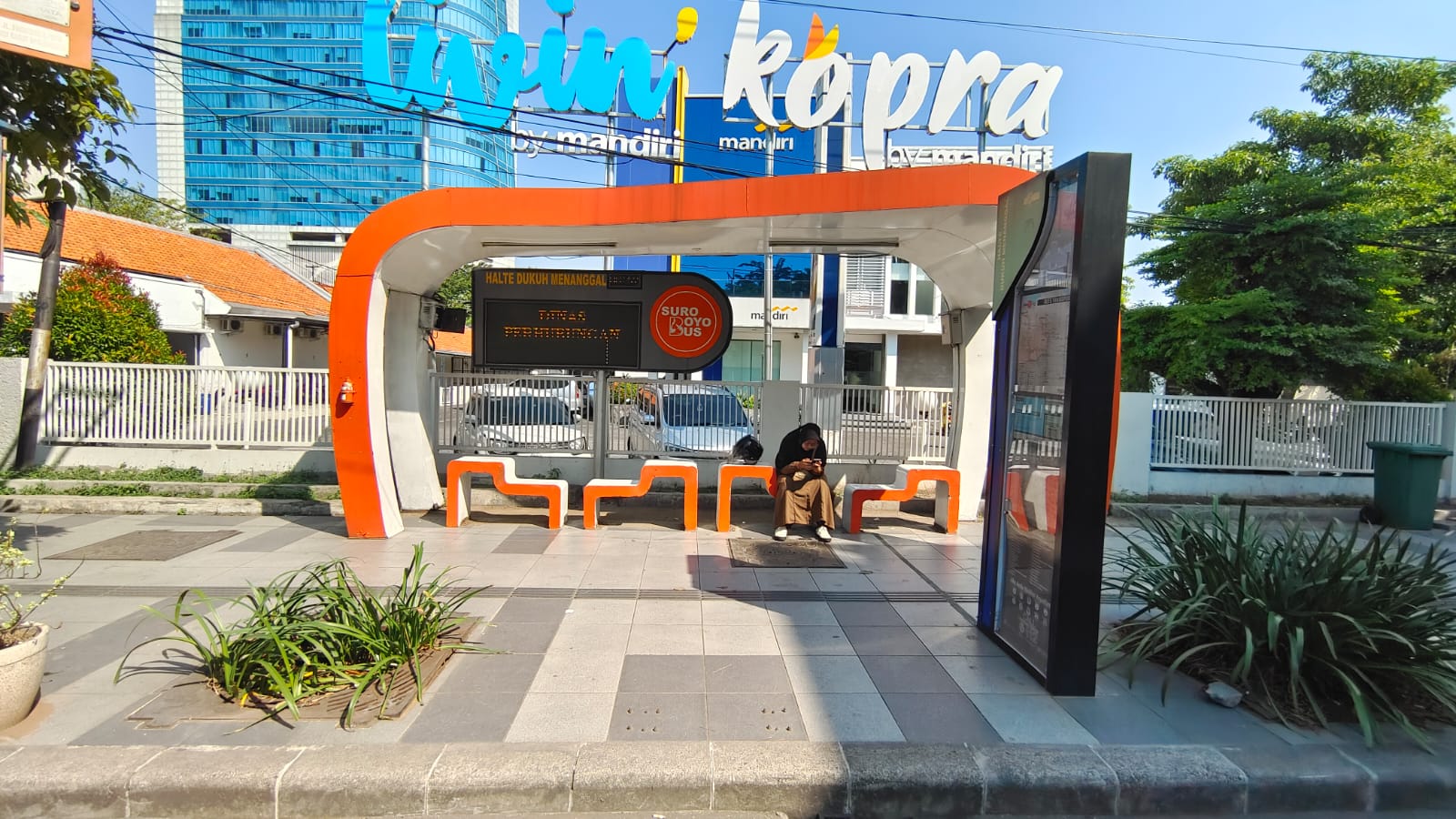 Halte Dukuh Menanggal